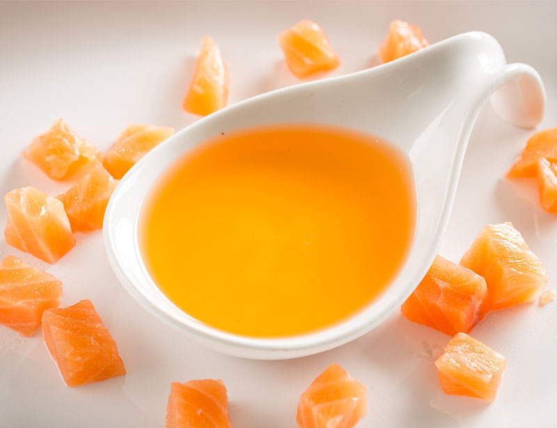 Obrázek FINE DOG Lososový olej s rozprašovačem 500ml Obrazek FINE DOG Lososový olej s rozprašovačem 500ml